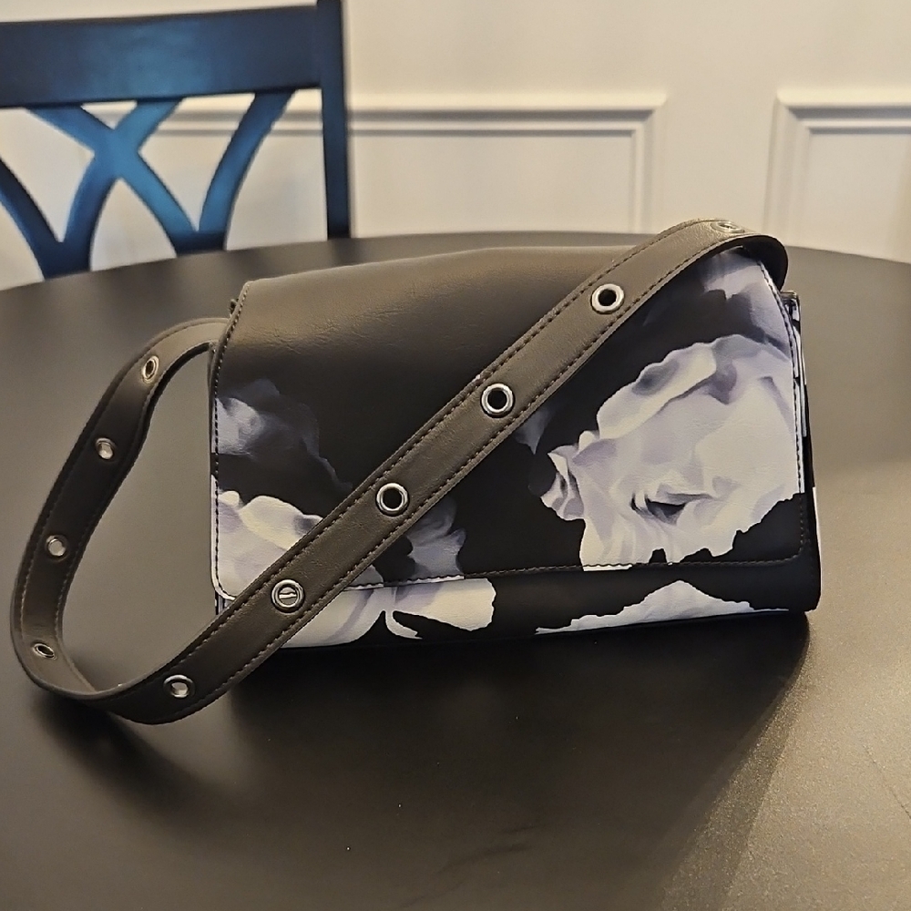 Vera Wang Black and White Floral Shoulder Bag